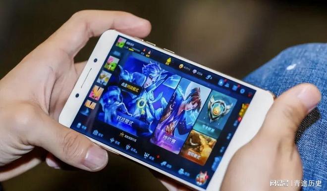 体熄灯那个通宵打游戏的青春彻底关机了开元棋牌app4年倒闭5万家！网吧集(图3)